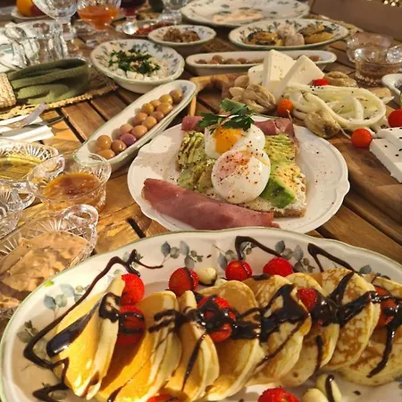 Nyaraló Amber Akyaka Ula