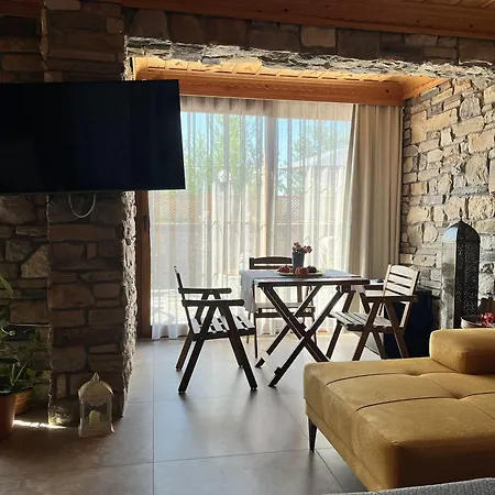 Nyaraló Amber Akyaka *